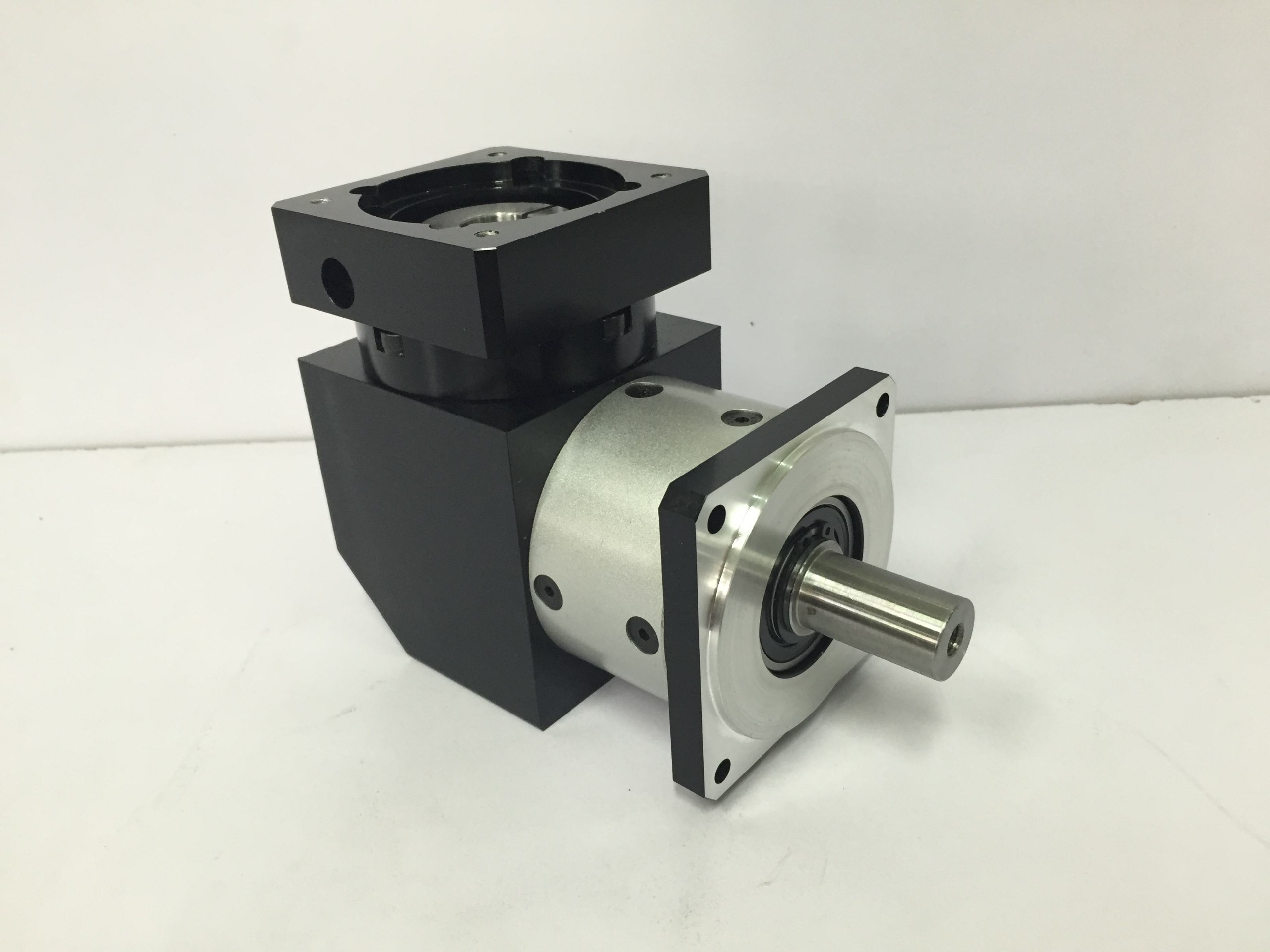 步進(jìn)電動(dòng)機(jī)需要行星減速機(jī)做什么用？